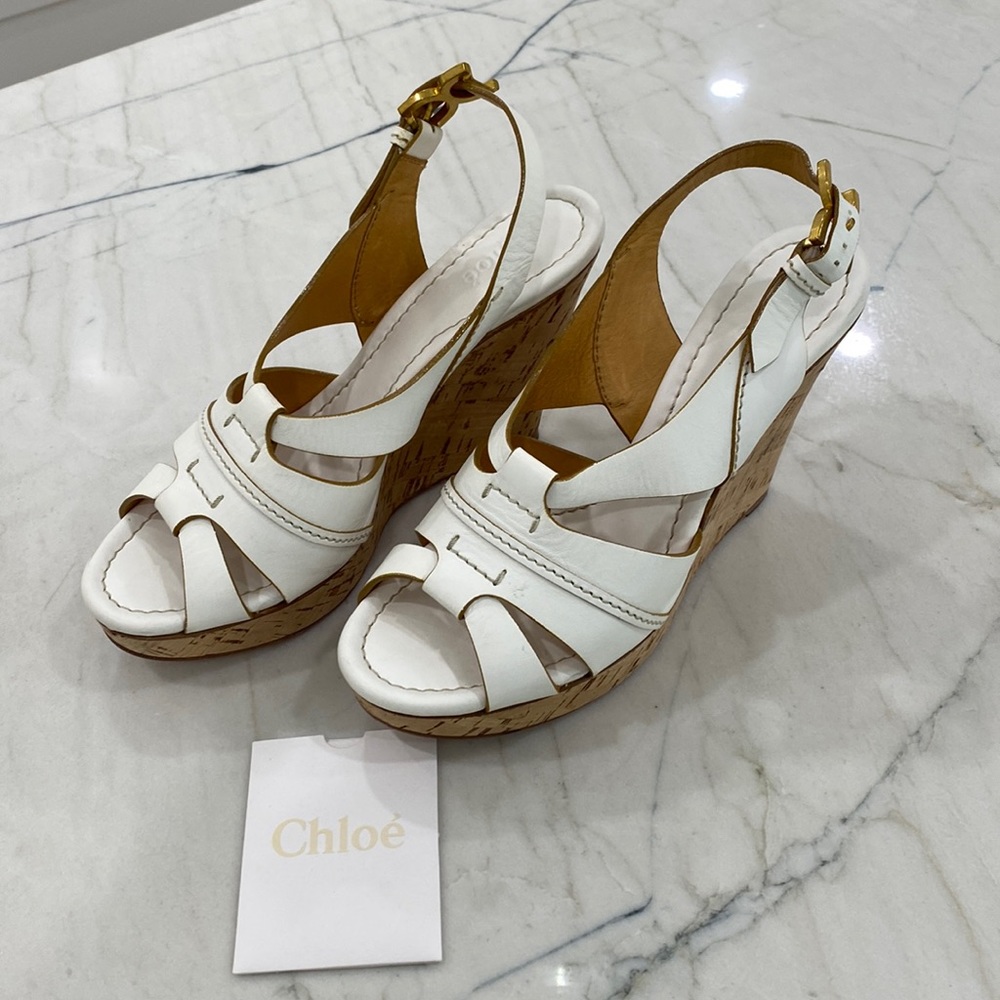 Chloe wedges